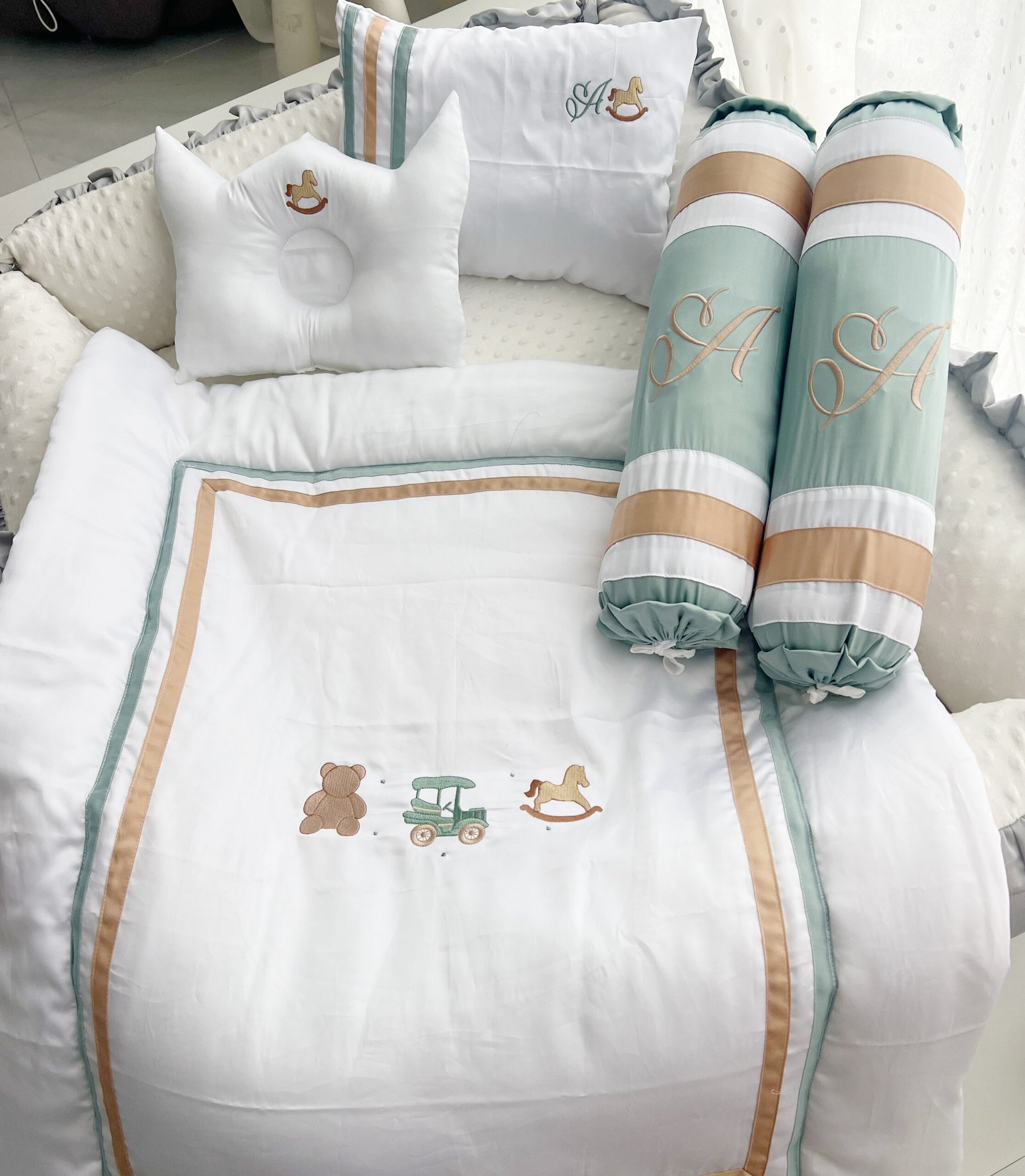 teddy & friends mint embroidery teddy & friends mint embroidery