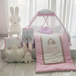 bear frame pink embroidery